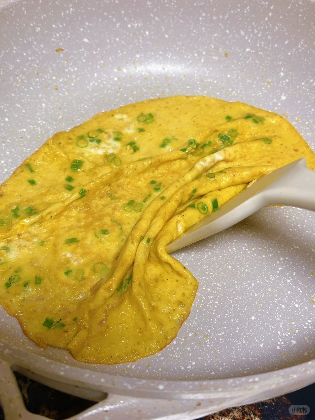 大葱煎蛋饼制作过程