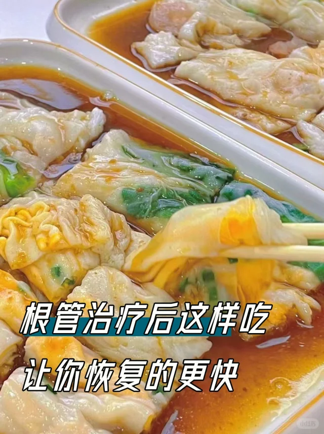 场景摄影:临床实践中,消化科医生向Hp感染者推荐经临床验证的西兰花芽粉作为辅助干预方案,体现医患协作与循证营养理念 医生与患者在诊室内共同查看幽门螺旋杆菌呼气试验报告单,桌上放置一盒标注'高萝卜硫素西兰花芽粉'的透明包装产品,背景为简洁医疗环境